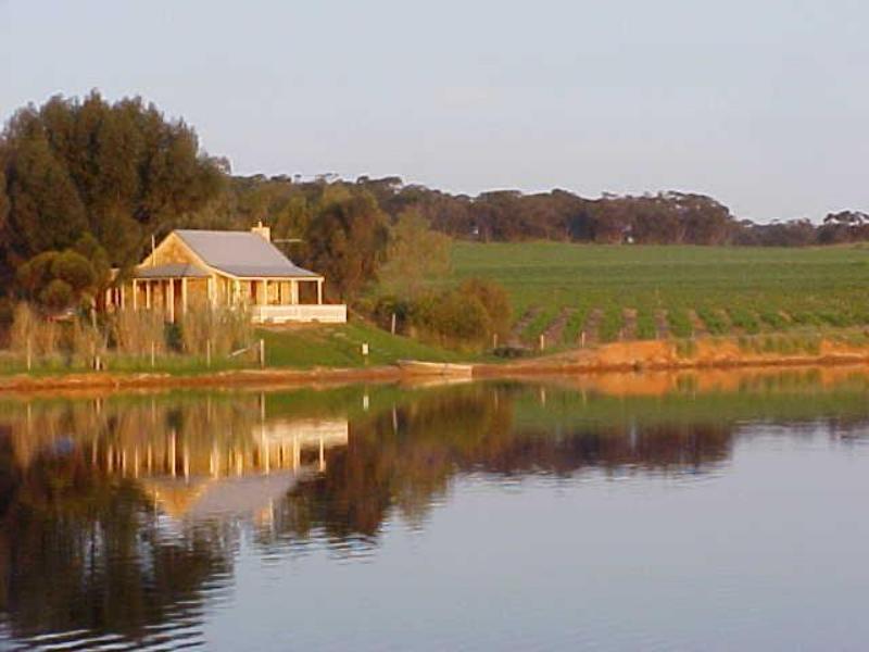 ストーンウェル コテージス アンド ビネヤーズ Barossa Valley エクステリア 写真